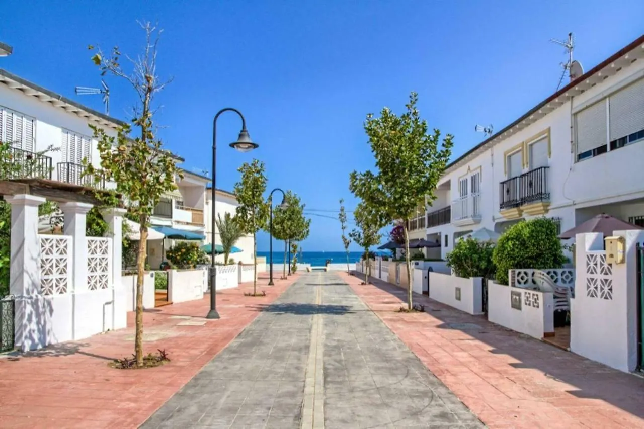 Amazing Villa In El Faro Fuengirola